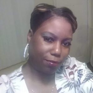 Meet your Posher, Alicia